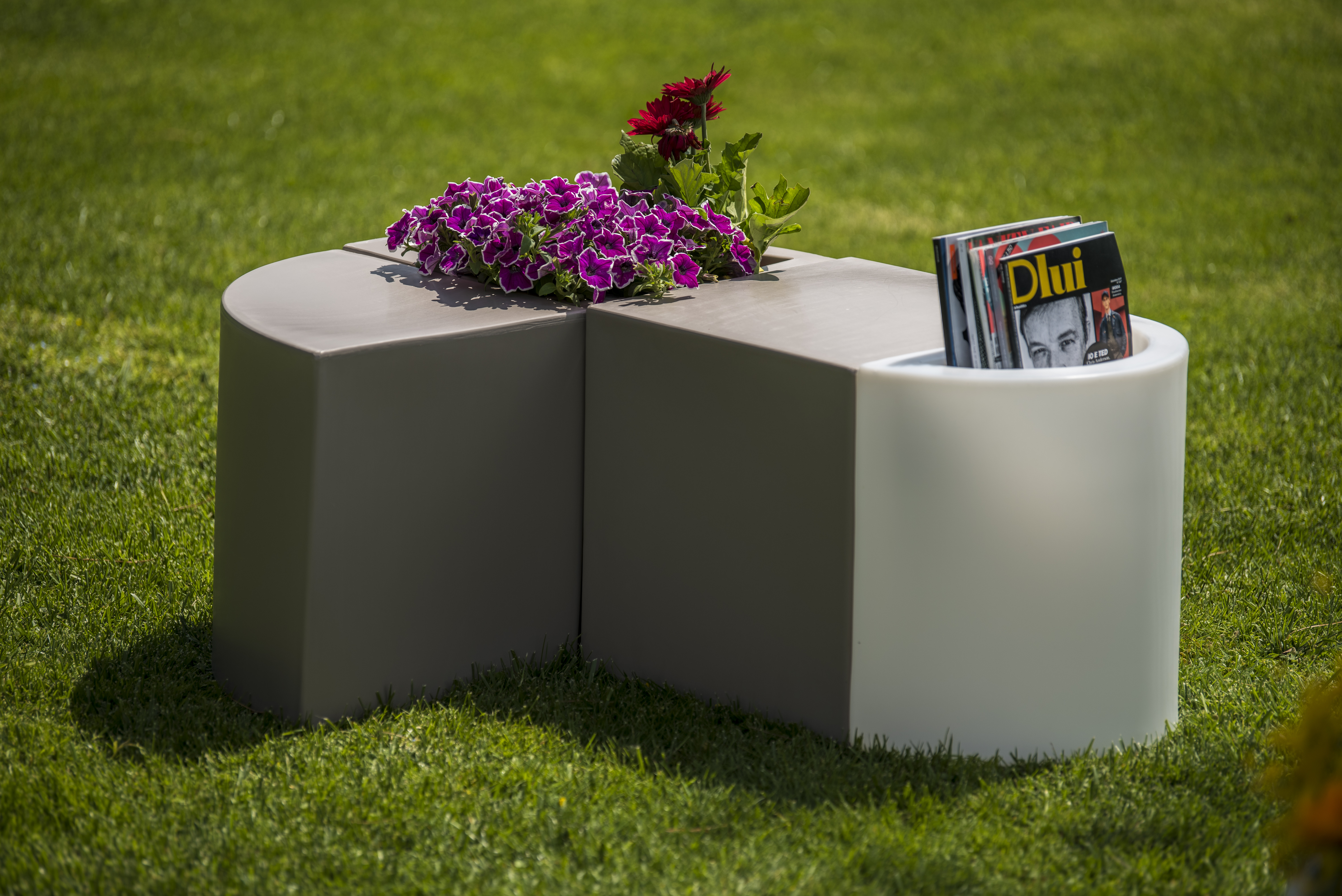 vaso-circolare-appoggio-parete-app45-esterno